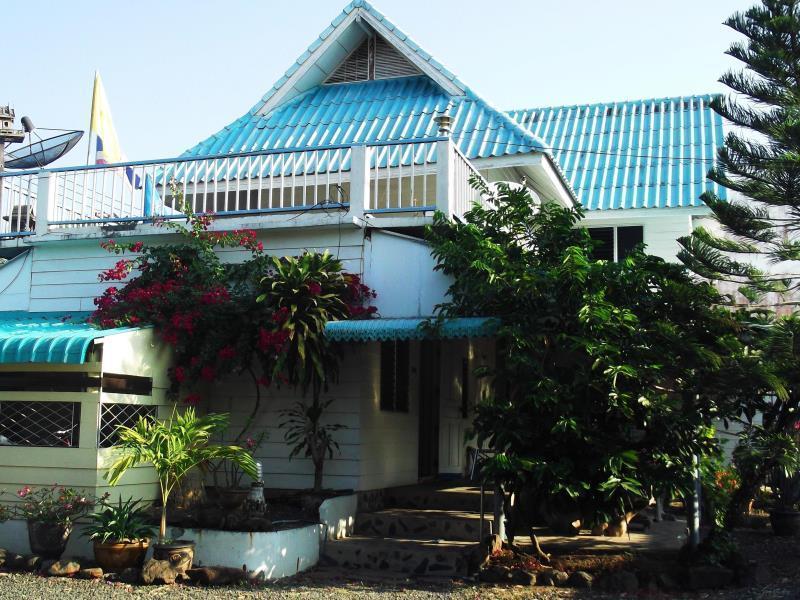 P.California Inter Hostel Nang Rong Eksteriør billede
