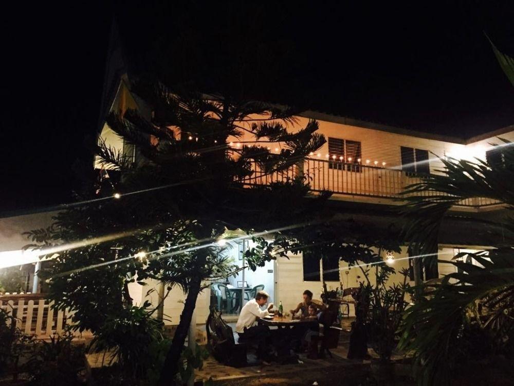 P.California Inter Hostel Nang Rong Eksteriør billede